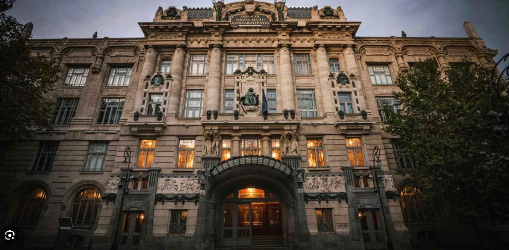 ブダペストAndrassy Adventuresアパートメント エクステリア 写真